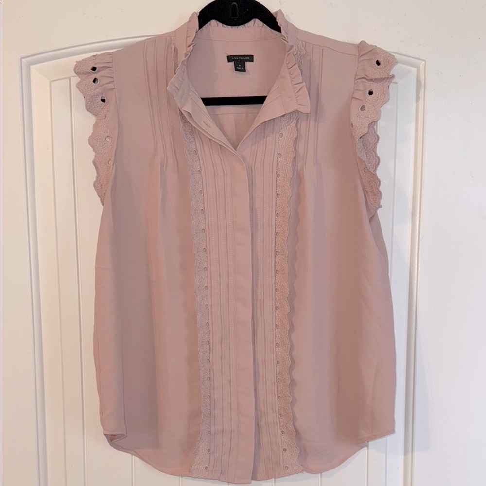Women's Blush Sleeveless Top